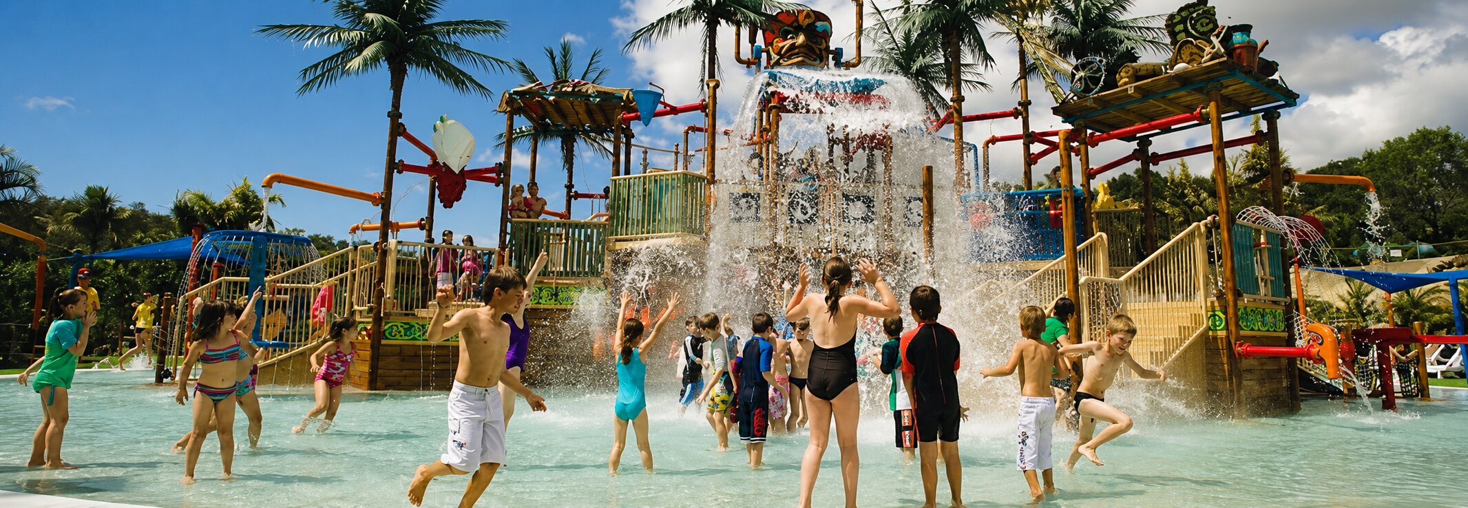 Wet'n'Wild Banner